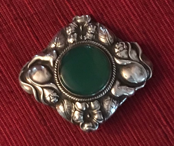 Large Repousse Brooch - image 9