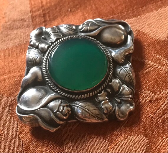 Large Repousse Brooch - image 6