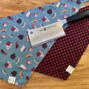 Meat Dog Bandana: Reversible Tie-On Cookout Fashion, PUPPERONI