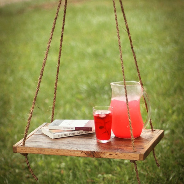 Mesa de hamaca – Mesa colgante al aire libre – Mesa de extremo de cuerda colgada – Patio trasero – Madera de granero recuperada – Muebles de exterior rústicos – Granja de campo