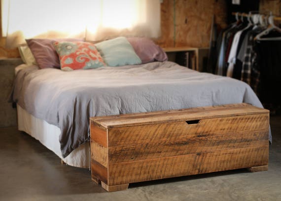 end of bed storage trunk