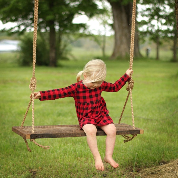 Reclaimed wood bench swing – Hanging rope swing – Rustic barn wood – Backyard porch – Country summer fun – Photo prop