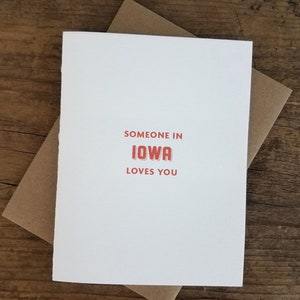Qualcuno in Iowa ti ama biglietto stampato in rilievo