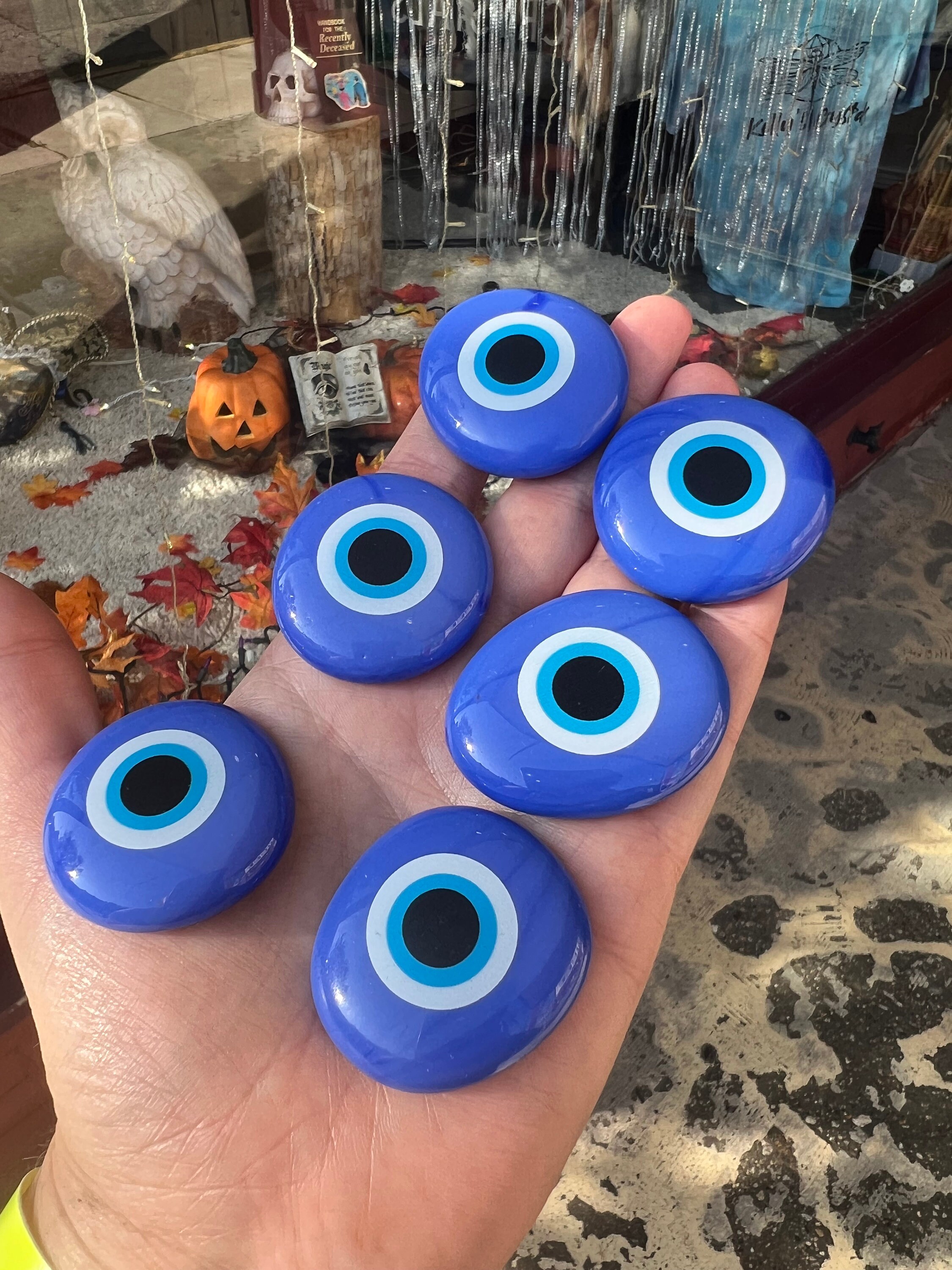 Evil eye stone top