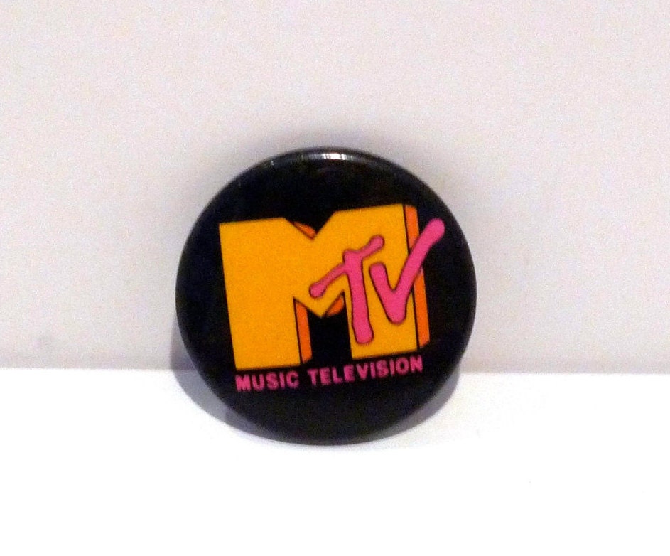MTV Music Television Black  Pin Pinback. Vintage