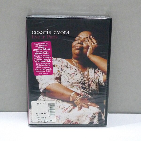 Cesaria Evoria DVD - Sealed - Live In Paris April 28, 2001 at the Zenith / Sodade / Sangue de Beirona / Besame Mucho /  Mohawk Music Records