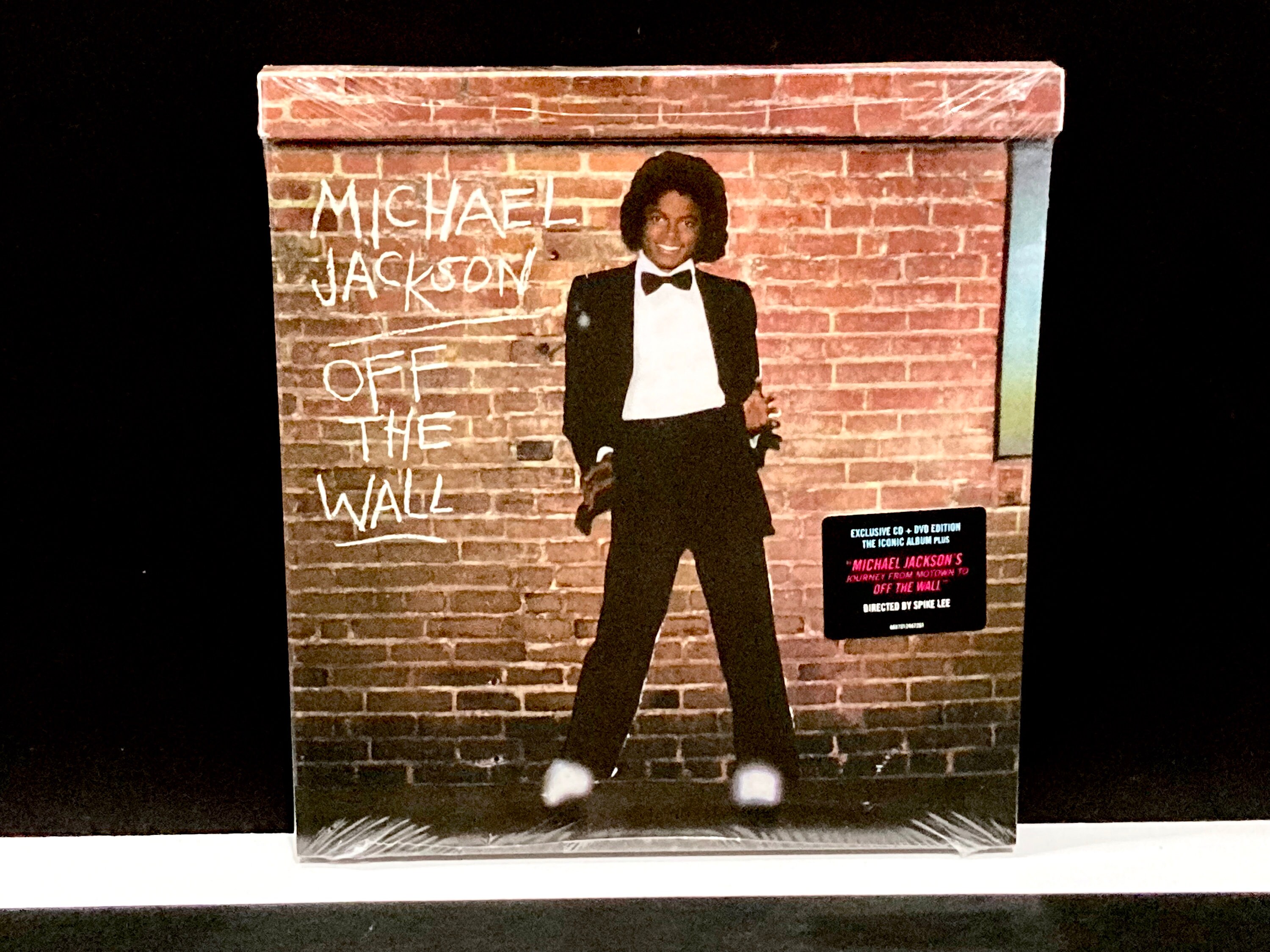 Off The Wall Advertising