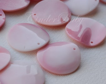 35 mm Conch Shell Disc, Pink MOP Circle Pendant, Pink Mother of Pearl/MOP Beads