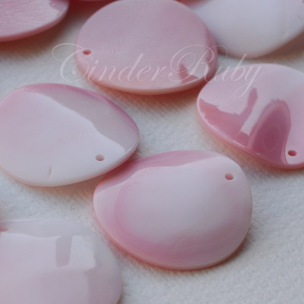 35 mm Conch Shell Disc, Pink MOP Circle Pendant, Pink Mother of Pearl/MOP Beads