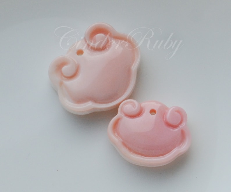 Pink Queen Conch Shell Hand Carved Ruyi Pendants,12-20 mm Pink MOP Charm BeadsPink Mother of Pearl Drops image 7