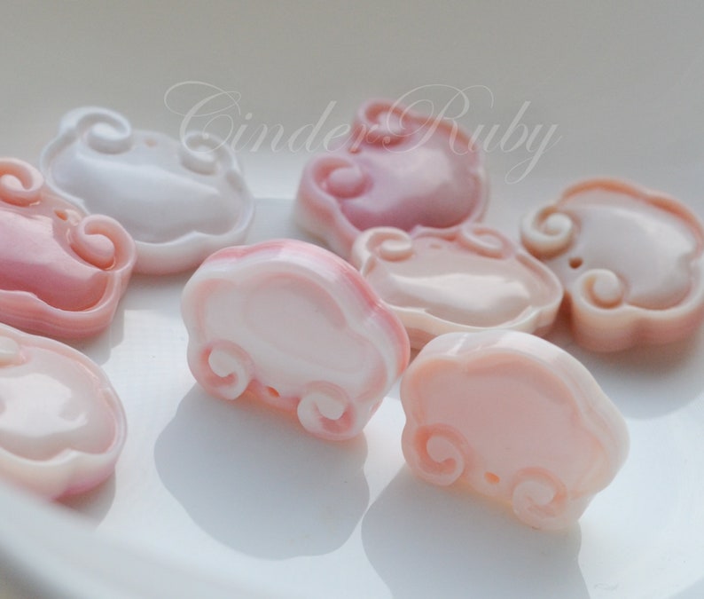 Pink Queen Conch Shell Hand Carved Ruyi Pendants,12-20 mm Pink MOP Charm BeadsPink Mother of Pearl Drops image 1