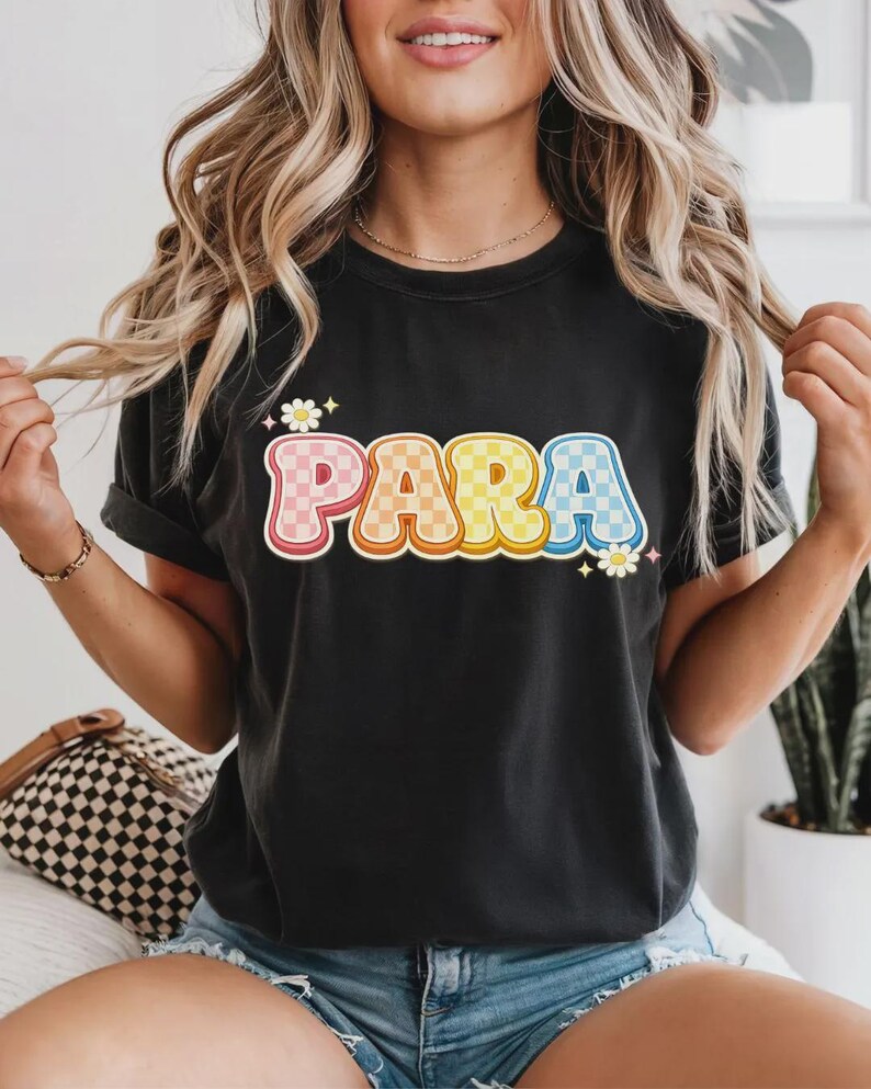 Szachownica w stylu PNG | Retro projekt koszulki dla asystenta nauczyciela | Pastelowa grafika do klasy | Modna sublimacja na powrót do szkoły zdjęcie 2