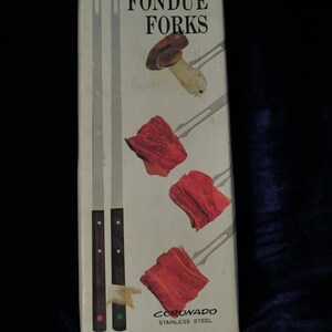 Conjuntos de garfos para fondue vintage - um com alças de madeira - outro com alças de plástico - ambos JAPÃO - nunca usados