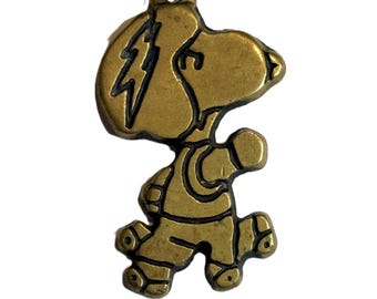Vintage Snoopy on Rollerskates Peanuts Sturdy Brass Key Chain 1958 Aviva