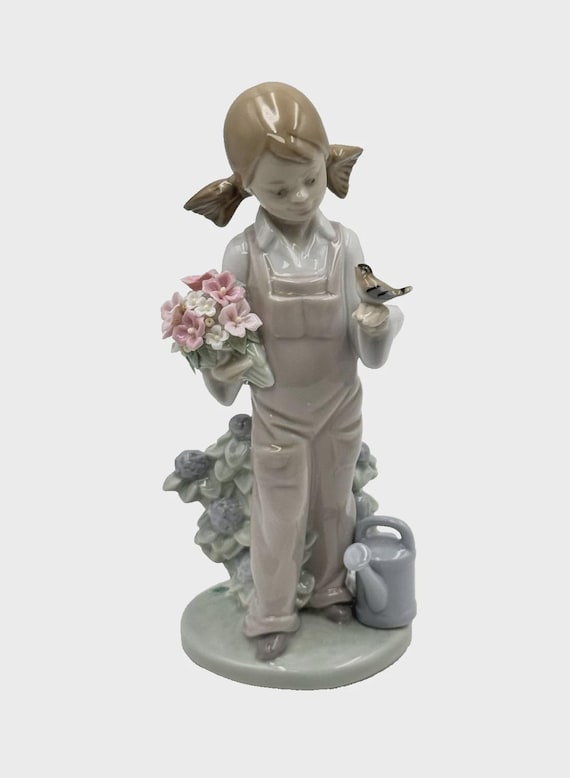 LLADRO 5217 #Spring American Love (廃盤) LLADRO 5217 #Spring American Love (廃盤) LLADRO 5217 #Spring