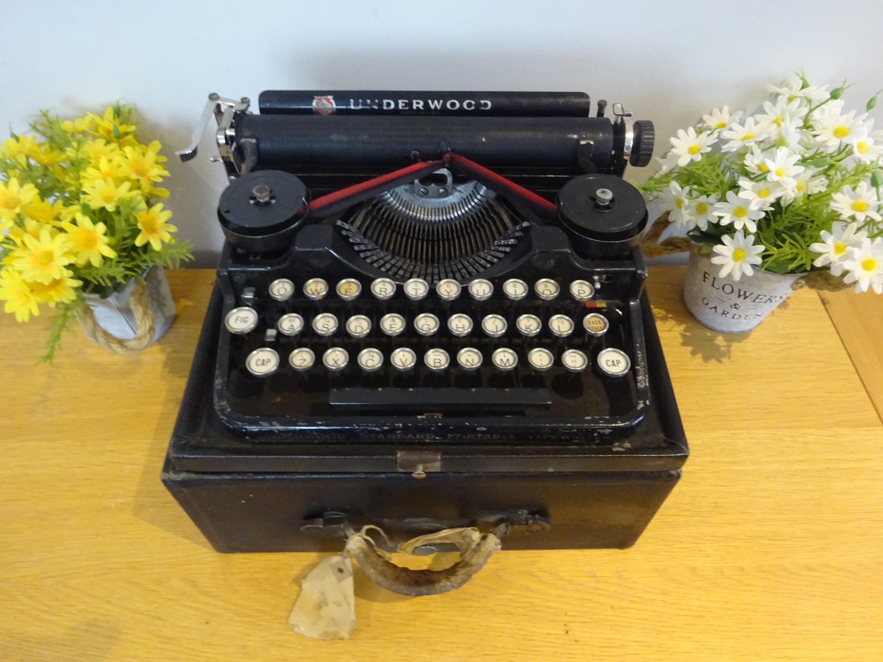 Underwood portable typewriter - Etsy 日本
