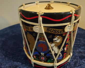British army officers mess ice bucket the 4th Battalion The Royal Sussex Regiment fantastic condition 17 x 16 x 16cm