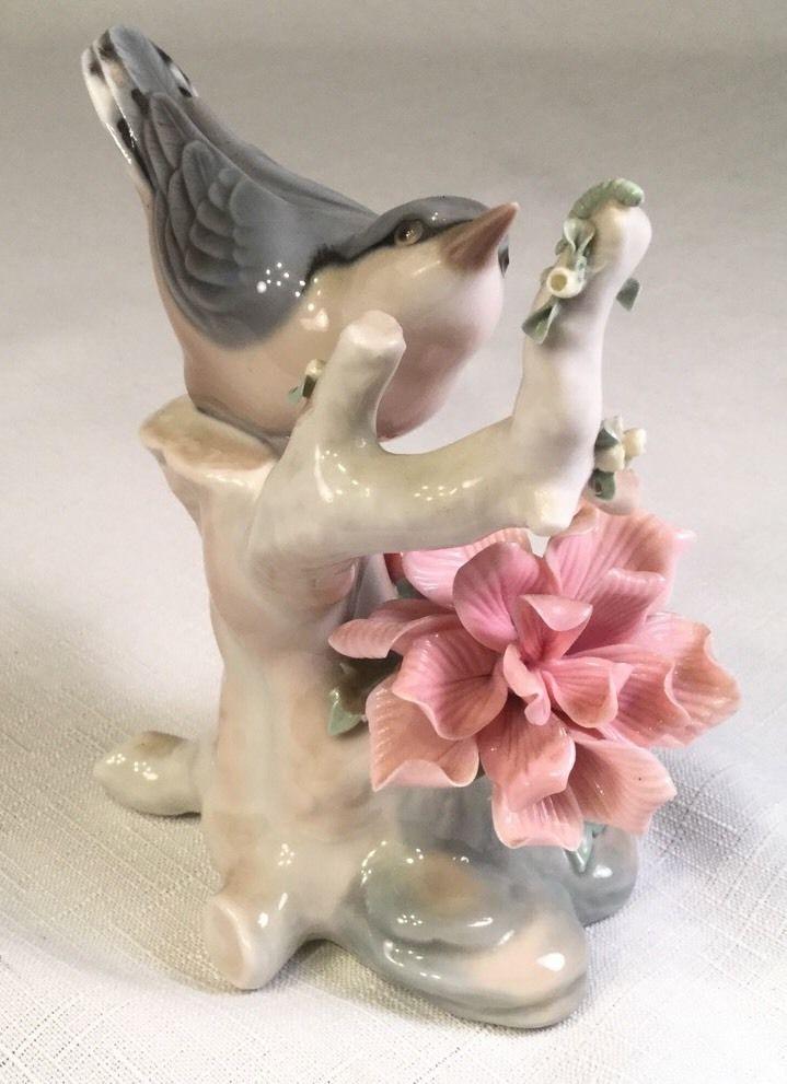 Lladro Figurine Model No. 1302 '' Blue Creeper'' #retired Mint