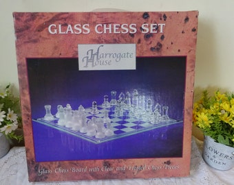 Vintage glass chess set & board with classic design pieces unused in brand new condition Harrogate house chess set unused