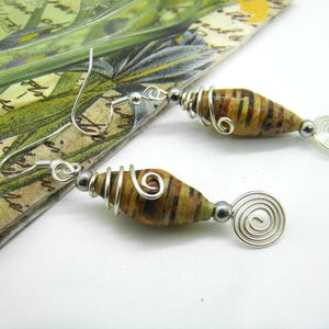 Wire Wrapped Paper Earrings, Handmade Paper Bead Earrings, Silver Wrapped Earrings, Bead Earrings, Spiral Design Earring, Drop Earrings