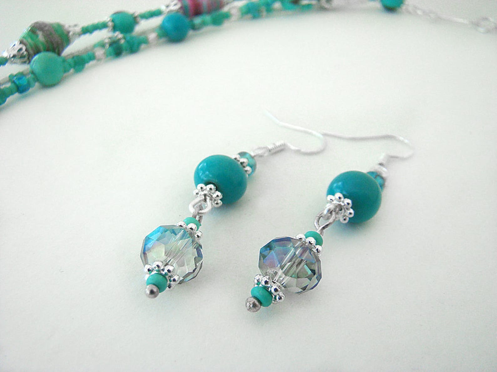 Turquoise Beaded Necklace main image 1
