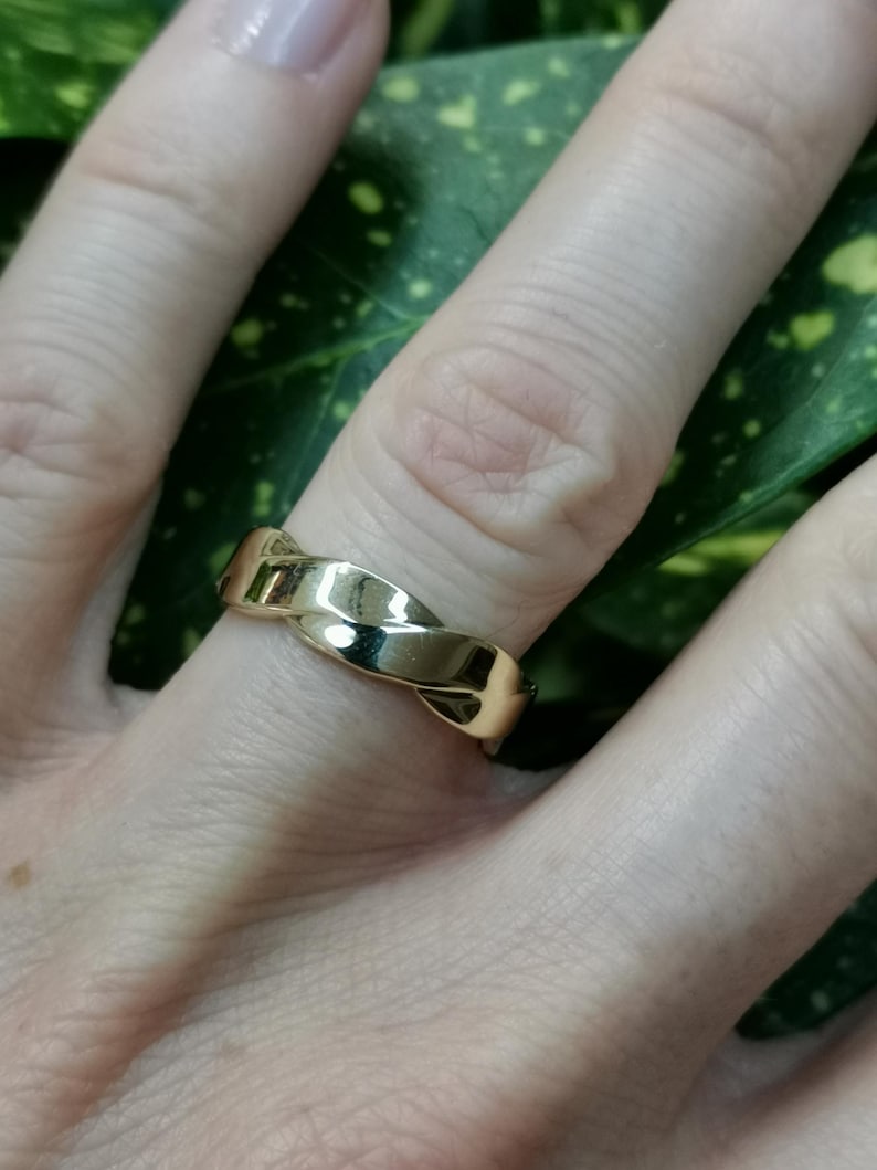 8k Solid Gold Intertwined Ring – Ladies Wedding Band, US Size 6 image 2