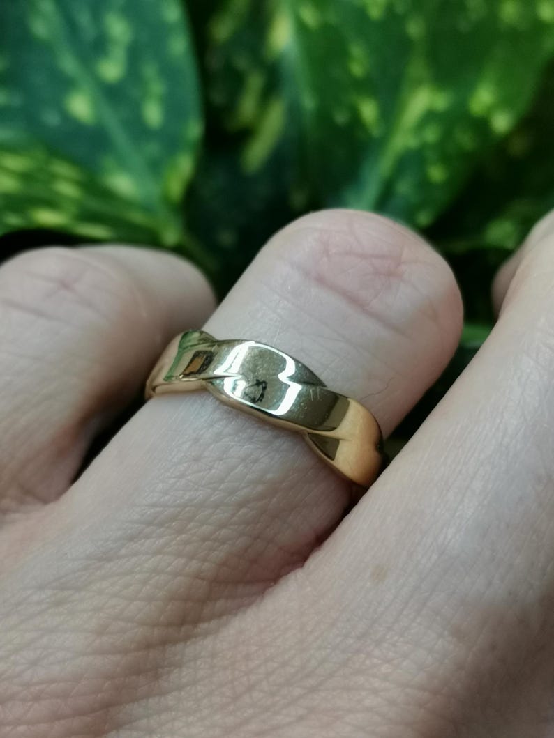8k Solid Gold Intertwined Ring – Ladies Wedding Band, US Size 6 image 5