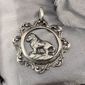 Vintage Leo Pendant, Lion Zodiac Sign, Vintage Necklace, Horoscope Pendant