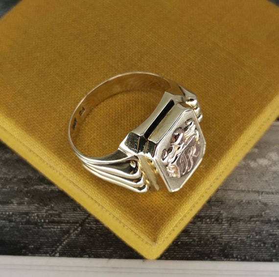 Vintage German Signet Ring, 8k Gold Crest Ring engrav… - Gem