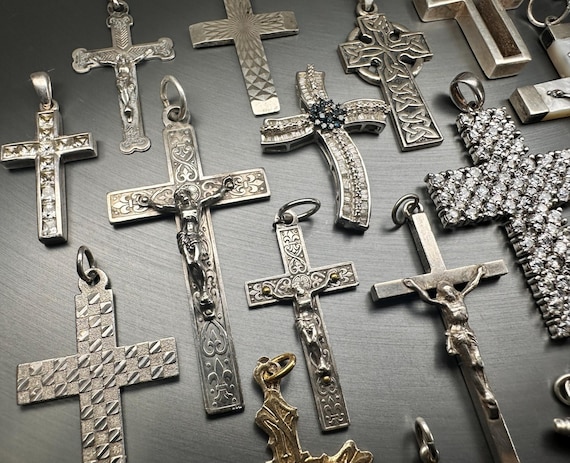 Croix Ancienne En Argent – Pièce De Collection Vintage, Belle Patine