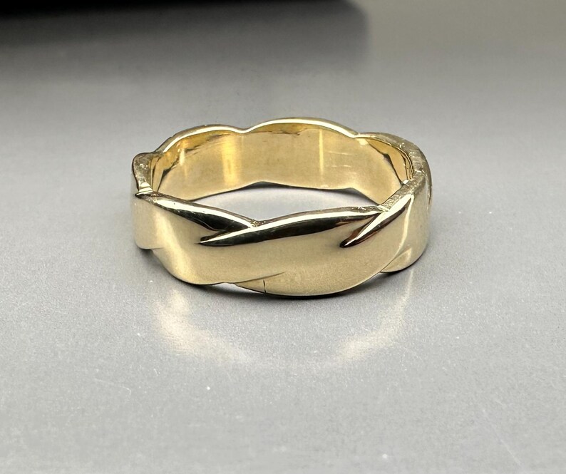 8k Solid Gold Intertwined Ring – Ladies Wedding Band, US Size 6 image 3