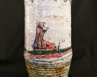 Poterie artisanale en raku, vase en céramique raku