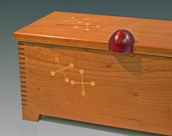 Cherry "ball and jacks" men's or women's watch bracelet jewelry box with padauk knob and yellowheart (pau amarello) inlays