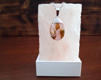 Glass quartz wire wrapped pendant. Marble effect. Pretty necklace for Christmas.