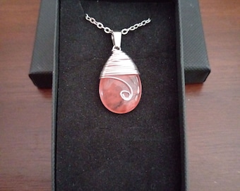 Gift for mum, sister, friend. Cherry quartz wire wrapped pendant. Balancing. Release energy. Give confidence. Help achieve dreams.