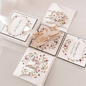 Boîte qui explose en forme de couronne de fleurs sauvages de mûrier pour les jeunes mariés, emballage cadeau en argent pour les mariés, carte de mariage avec boîte et voeux,
