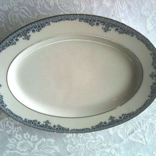 Oval platter 13.5 inch - Charleston by Noritake