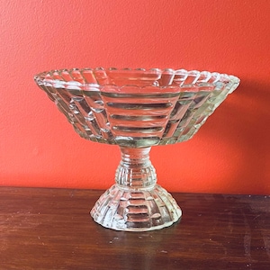 vintage footed bowl/ footed compote/ vintage fruit bowl