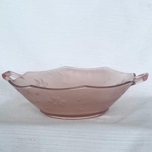 pink depression glass bowl by L E Smith, etched floral design bowl/ pink glass bowl