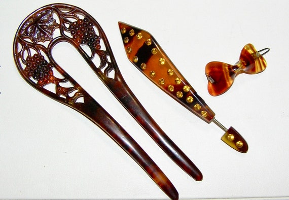 Lot of Three Lovely Victorian/art Deco Imitation  display picture 3