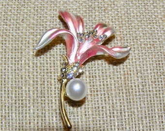 Very Pretty Little Pink and White Enameled Lily Brooch with Tiny Crystals and a Faux Pearl