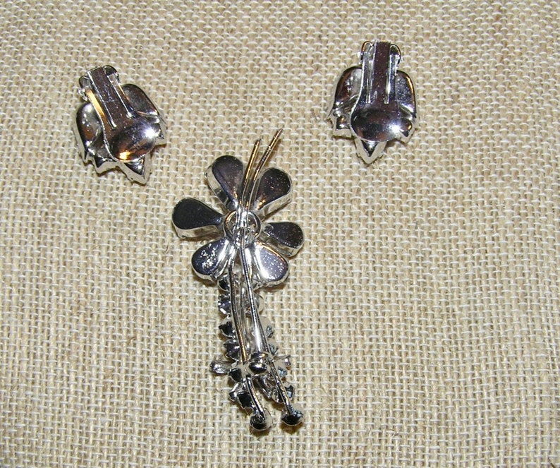 Perfect for BridesWeddings Signed Austria Gorgeous Detailed RS Brooch and Earrings