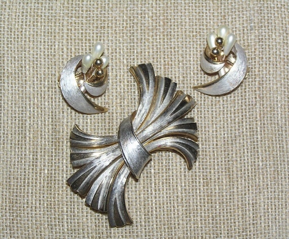 KRAMER Silver and Gold Tone Iridescent Brooch & E… - image 1