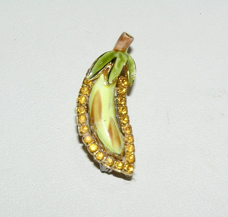 Austria fruit brooch - Etsy 日本