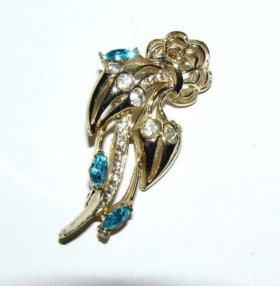 Vintage Floral/Sealife Brooch - Pave Set Crystals View 3