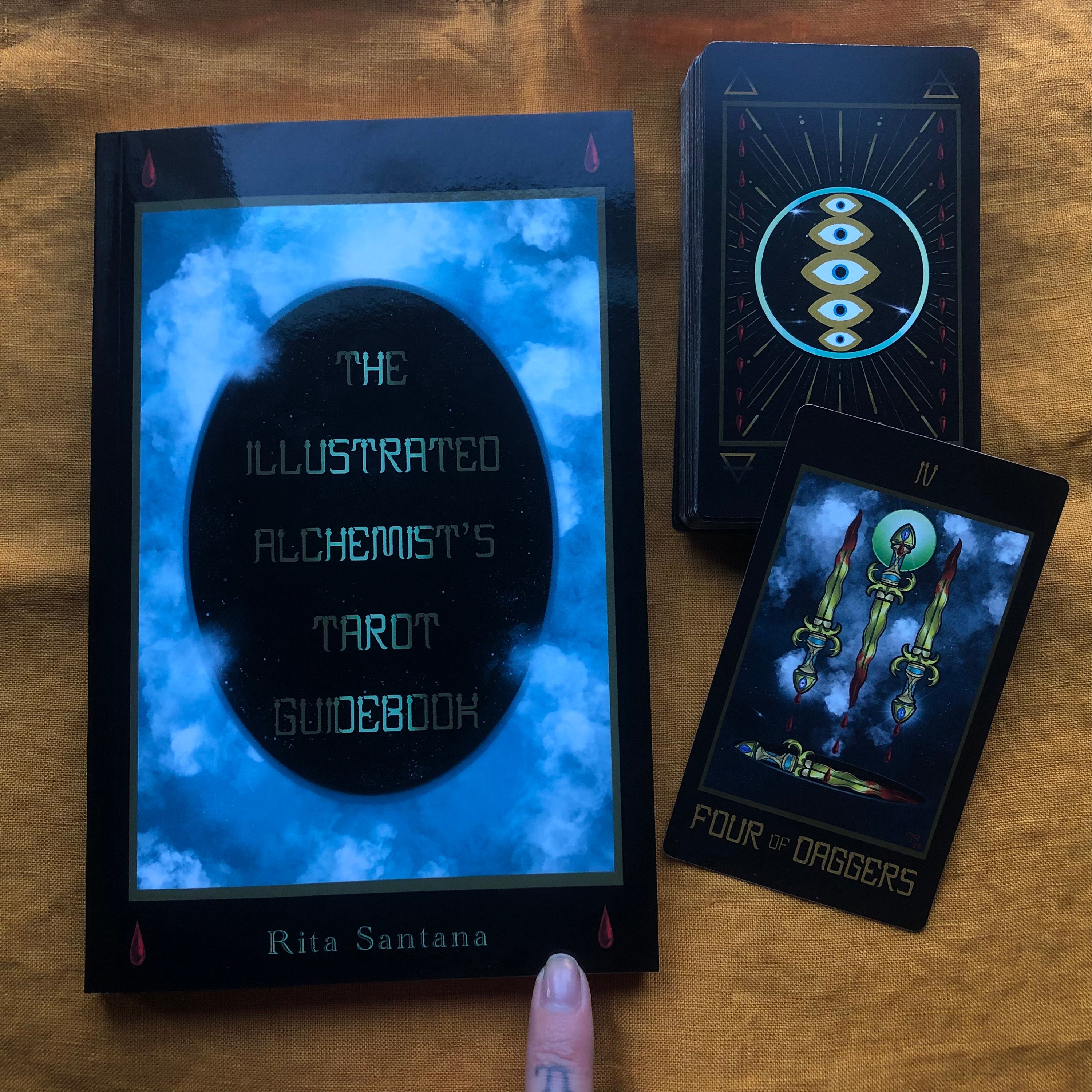 The Illustrated Alchemist’s Tarot Deck + Guidebook Package