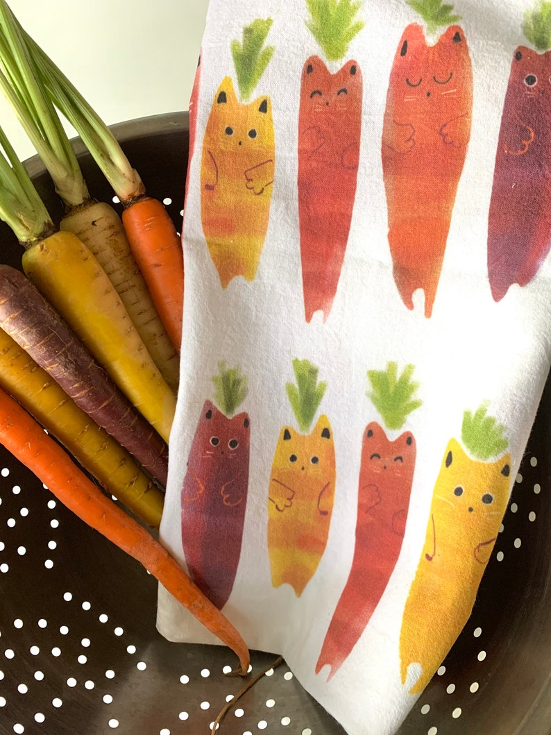 Carrot Cat Kitchen Towel, Cheerful Kitchen Gift, Veggie Cat, Funny Cat Gift