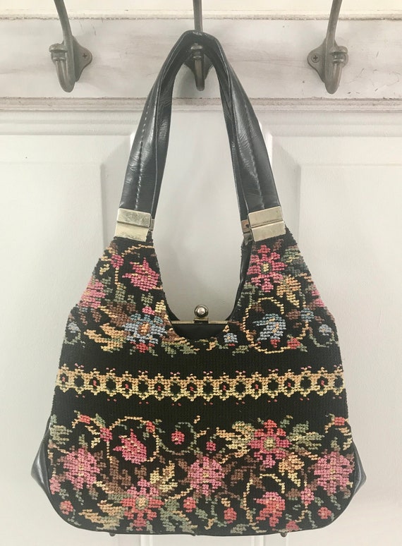 Vintage Needlepoint Tapestry Handbag