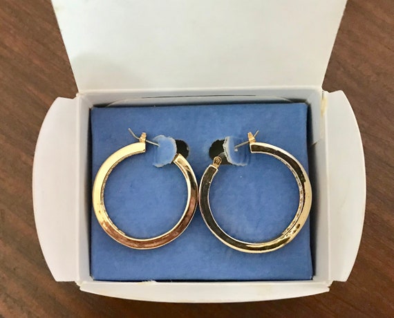Vintage Avon Gold Tone Hoop Earrings with Rhinest… - image 7