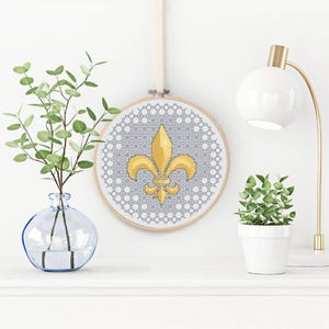 Blackwork Pattern - Fleur-De-Lis by Peppermint Purple